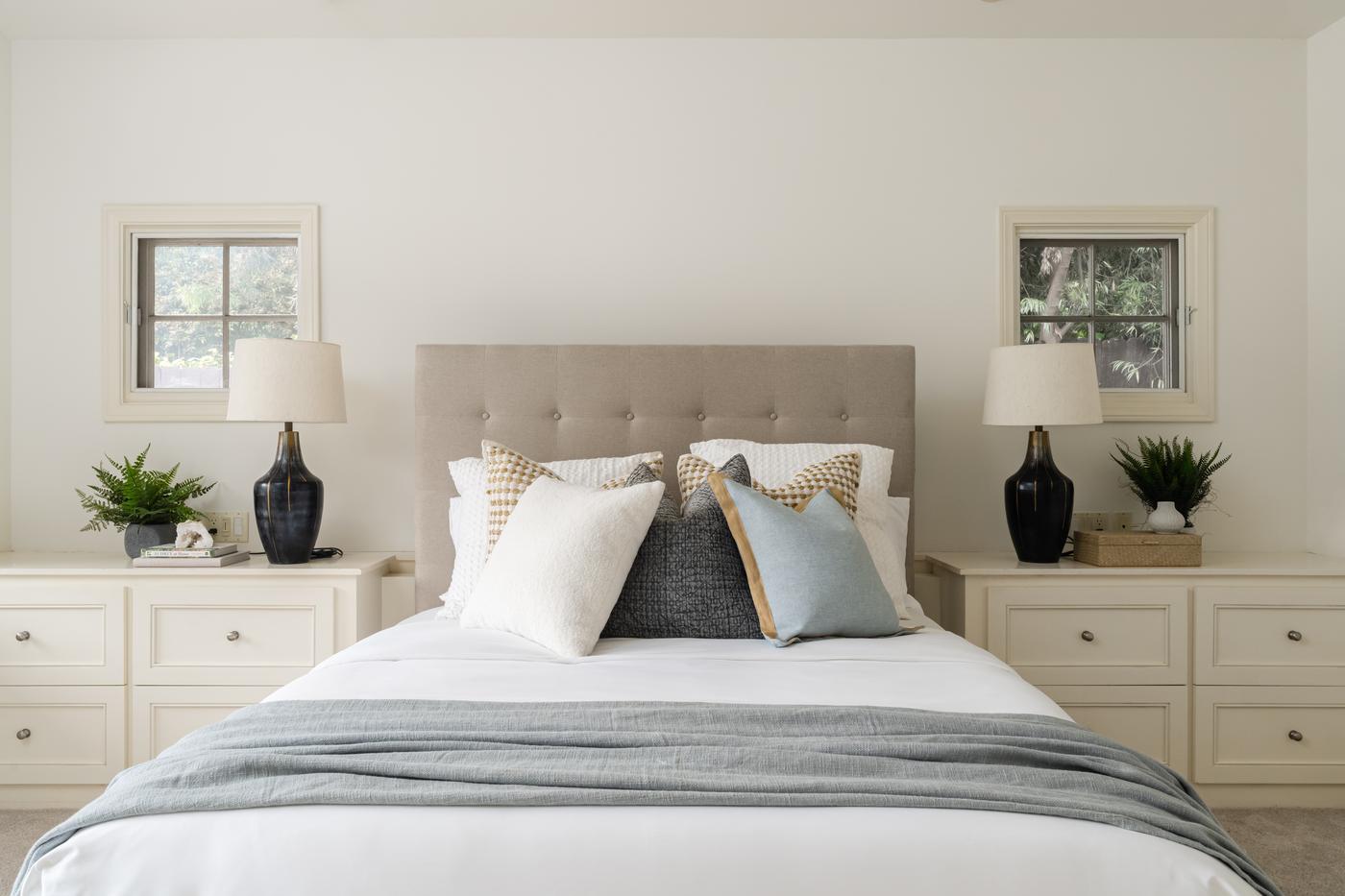 Representative staging detail by Signature Staging
