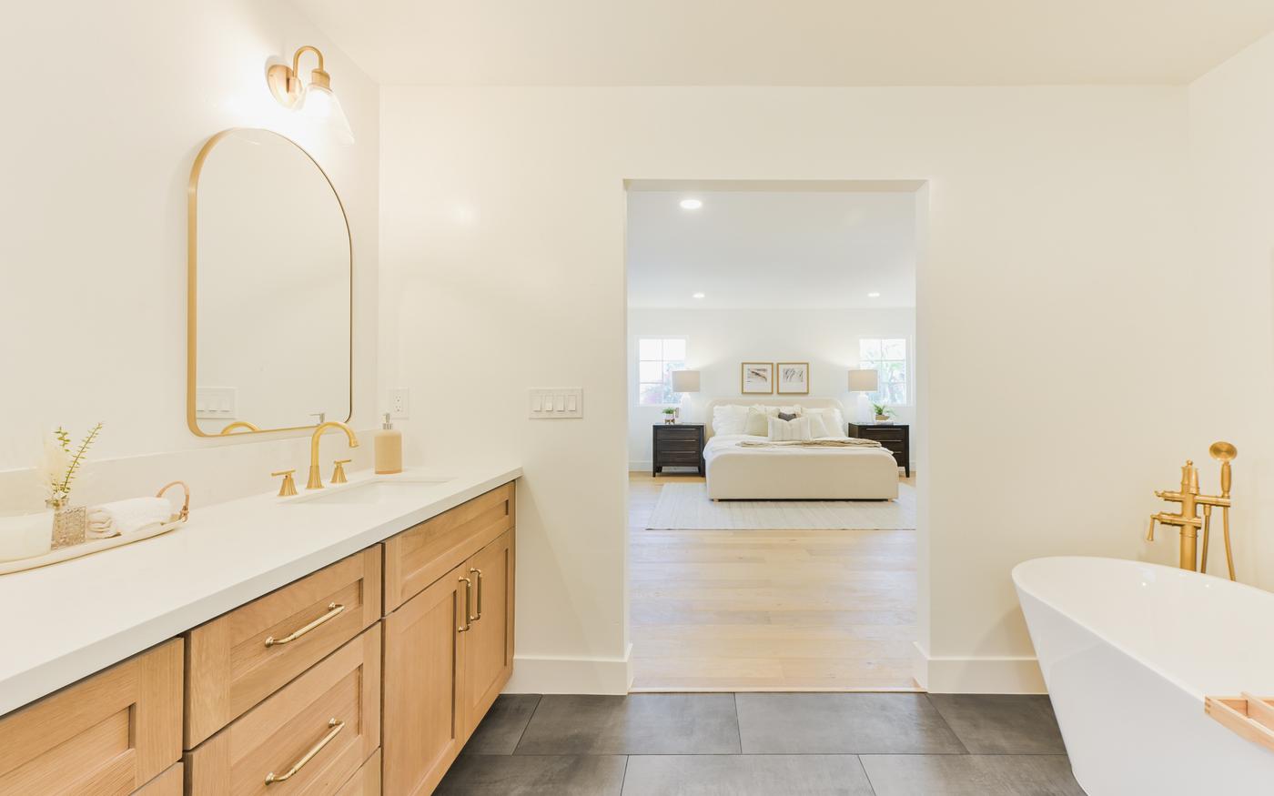 Representative staging detail by Signature Staging